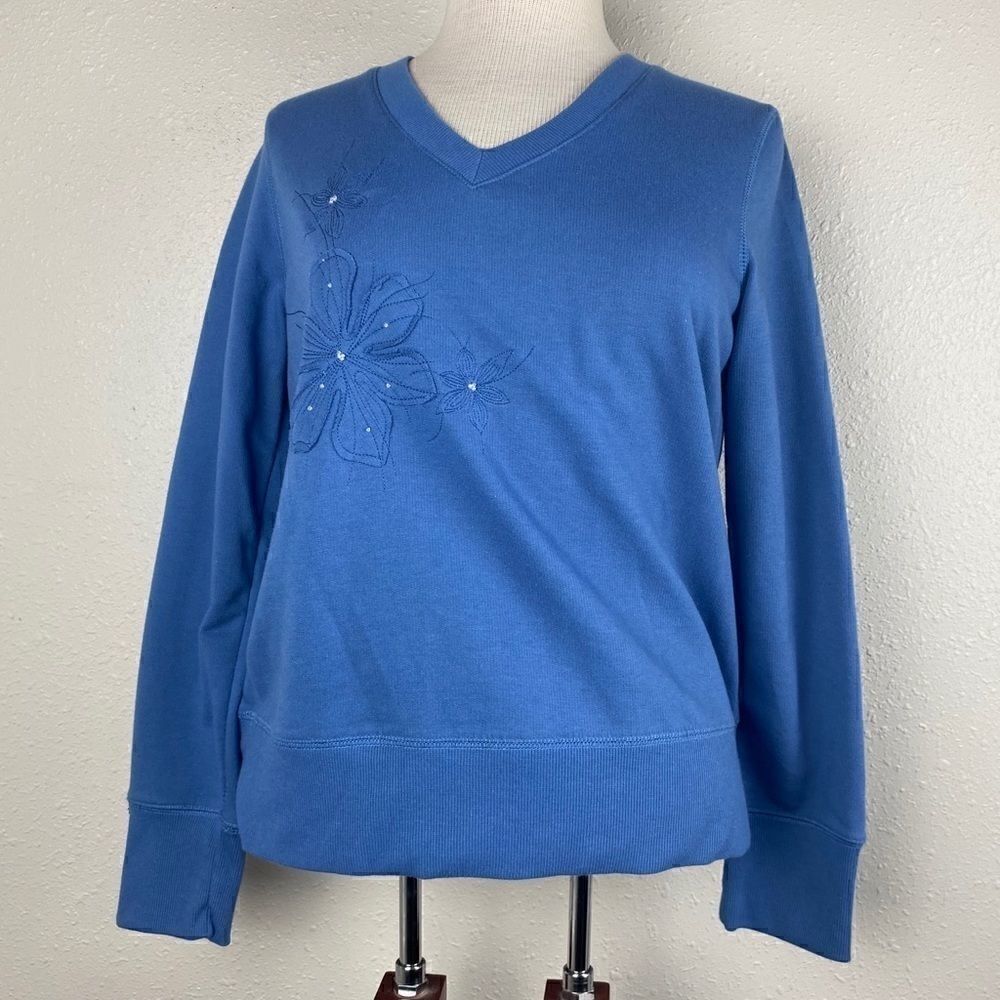 NWT Passports Women’s Crewneck Size Small